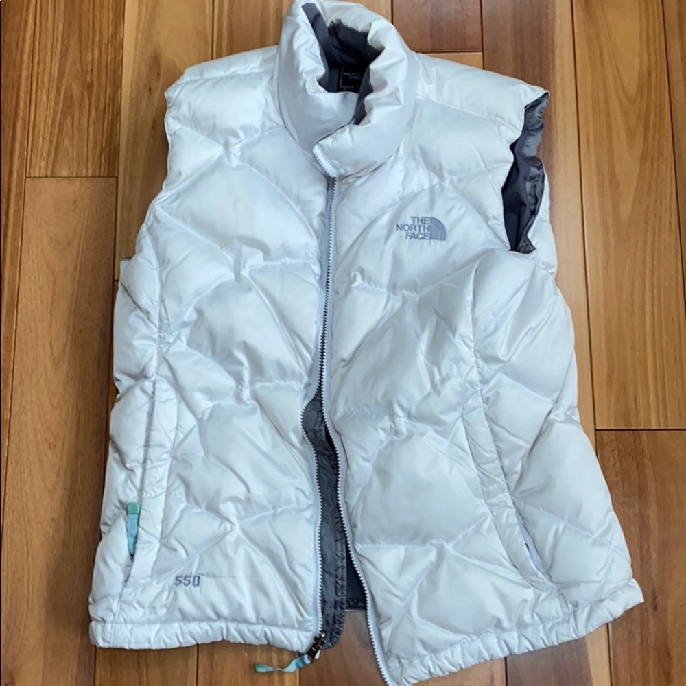 White north face vest